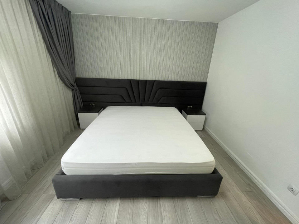 Apartament 3 camere, 1 mai, etaj 1, 78mp.