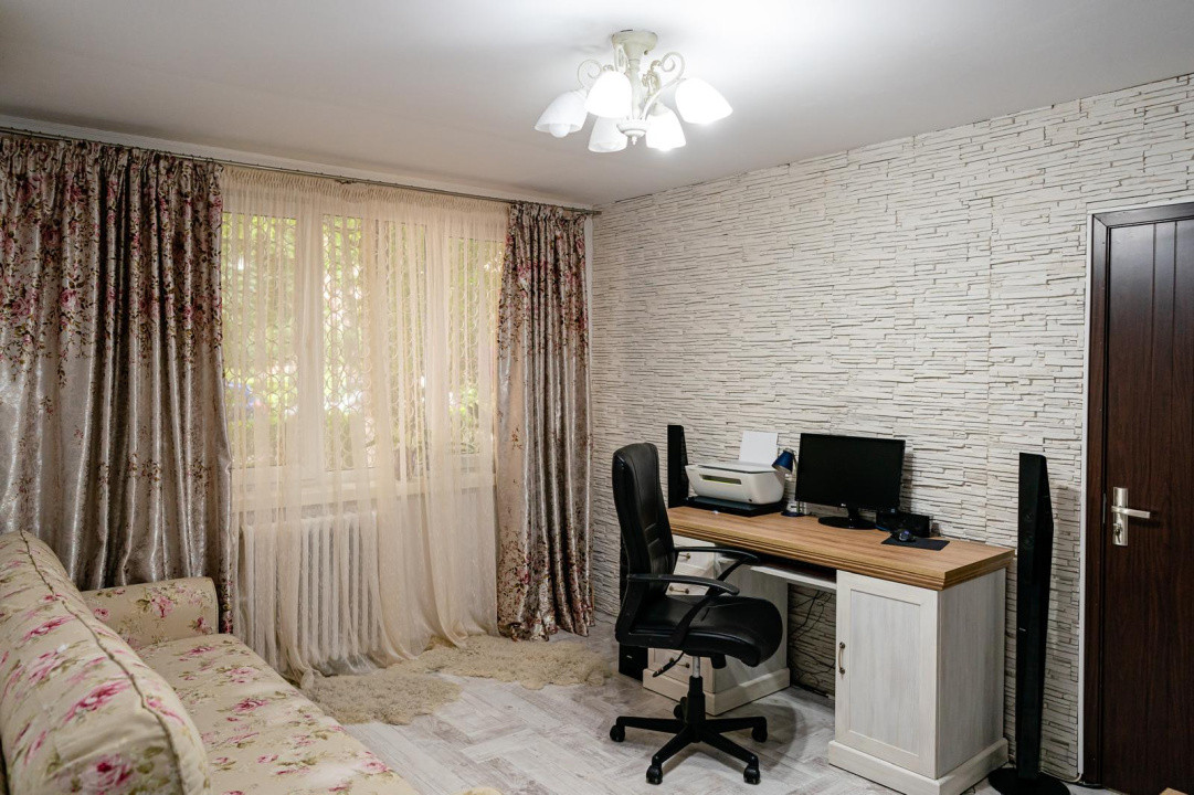 Apartament 2 camere, central, complet mobilat 