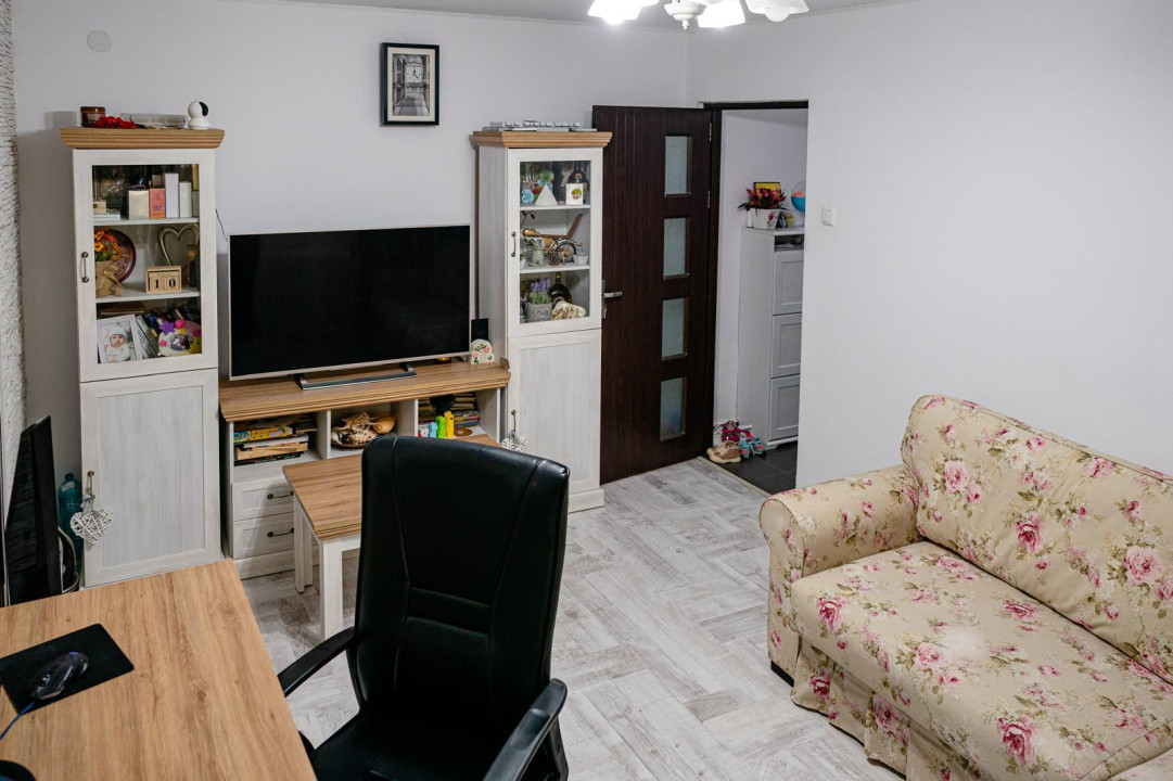 Apartament 2 camere, central, complet mobilat 