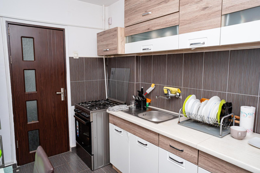 Apartament 2 camere, central, complet mobilat 