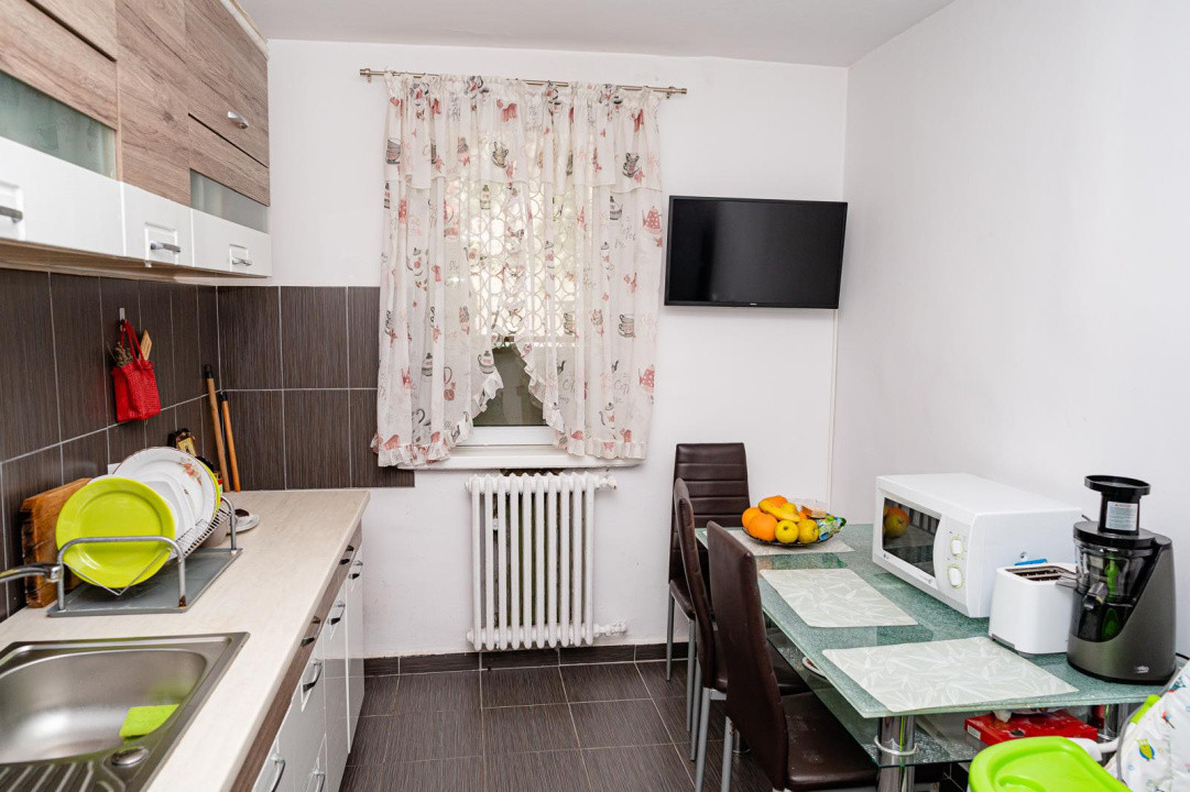 Apartament 2 camere, central, complet mobilat 