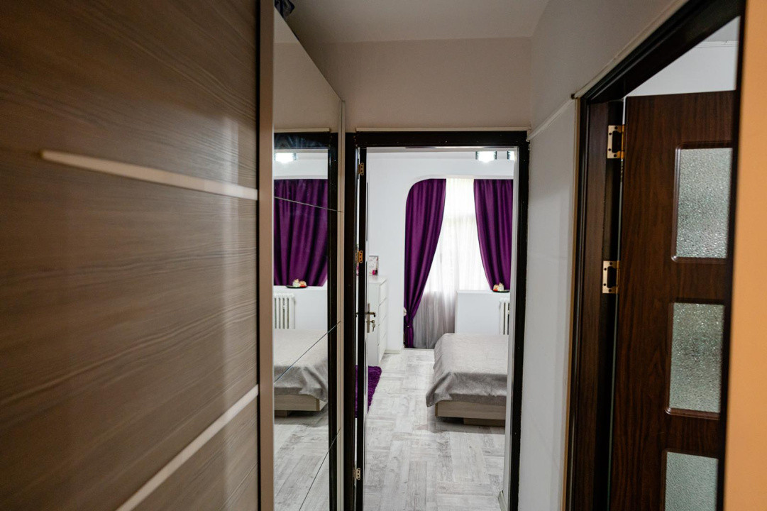 Apartament 2 camere, central, complet mobilat 