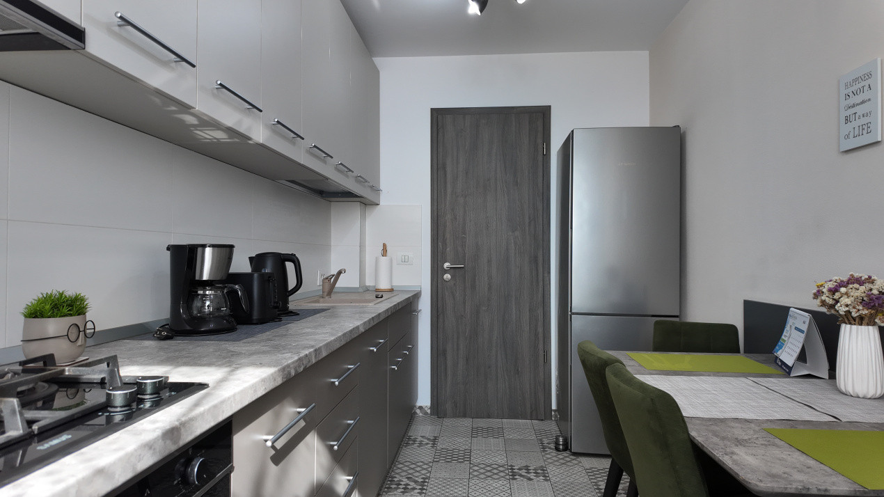 Închiriere apartament cu 2 camere, modern și complet mobilat, în zona Tractorul
