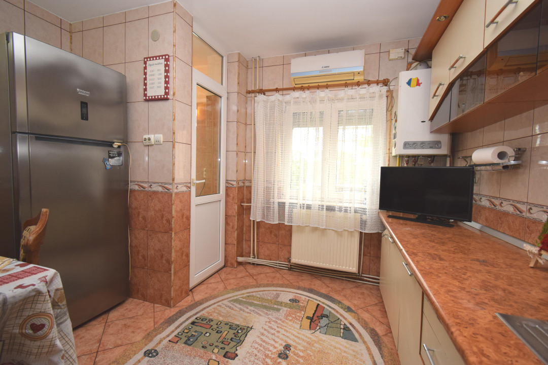 Apartament 3 camere decomandat, de inchiriat, centrala, Brazda lui Novac