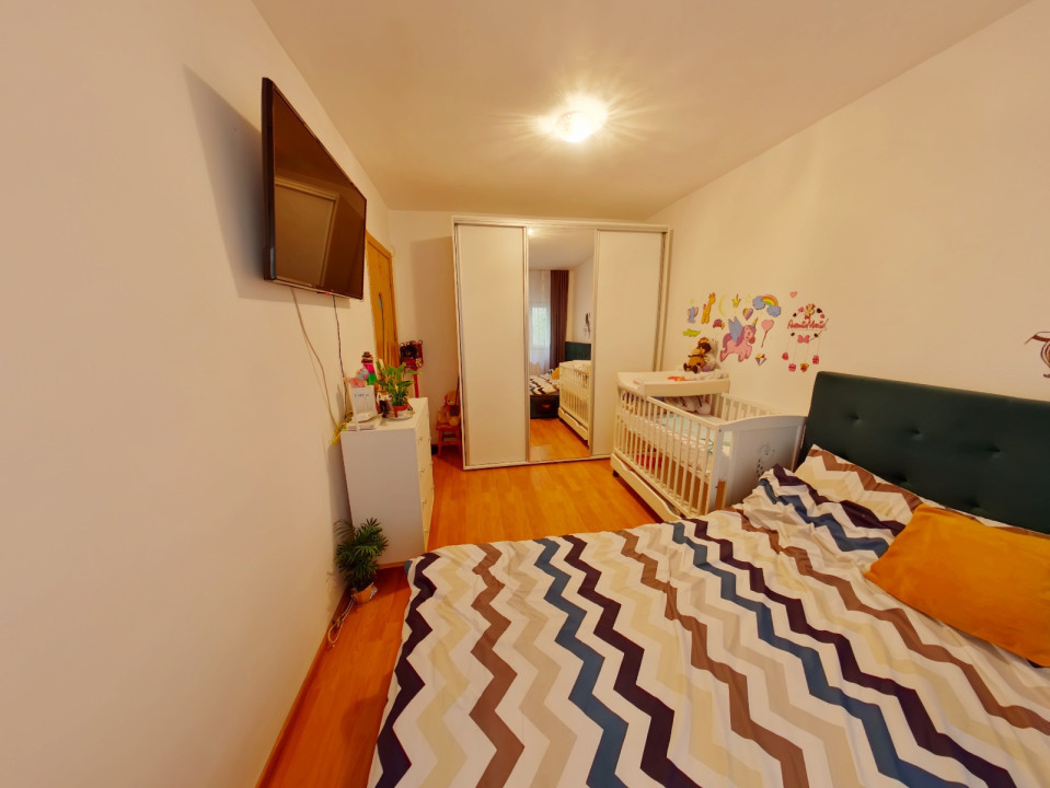 Vânzare apartament cu 2 camere, decomandat, zona Astra