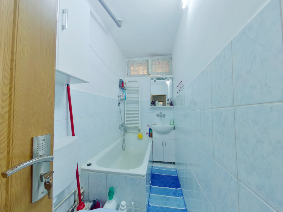 Vânzare apartament cu 2 camere, decomandat, zona Astra