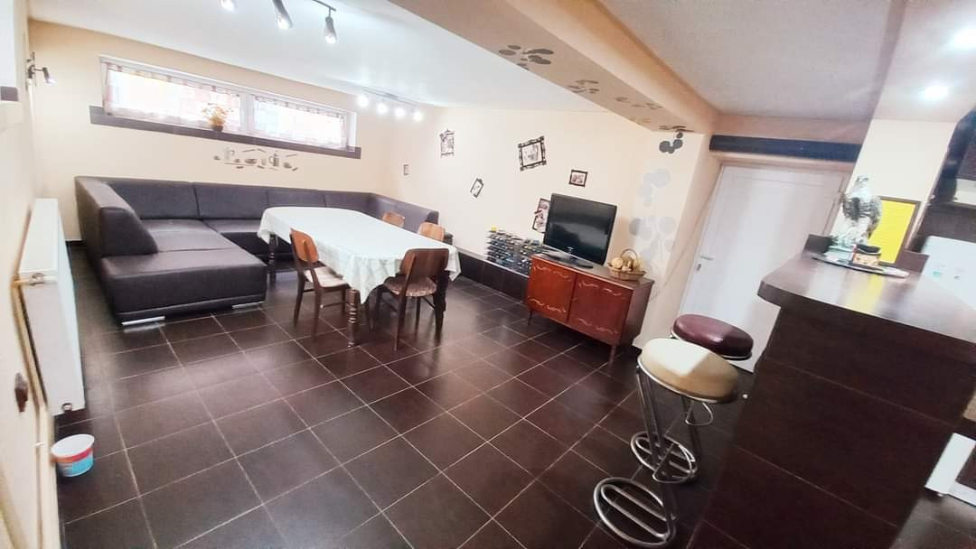 Casă singur in curte | Calea Șurii Mici | DUPLEX 