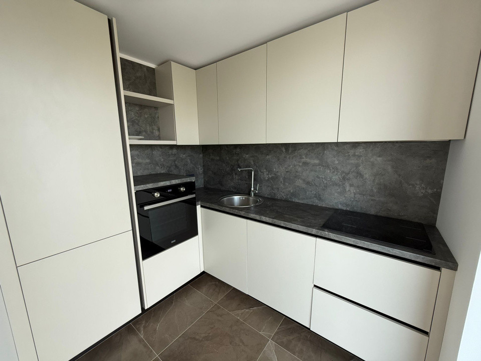 2 Camere Premium de Închiriat în One Herăstrău Tower | Loc de Parcare Inclus 