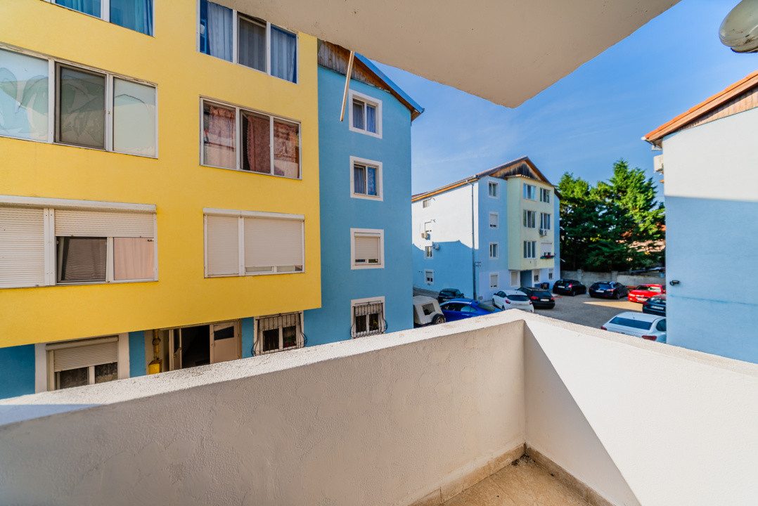 Apartament open space cu 3 camere