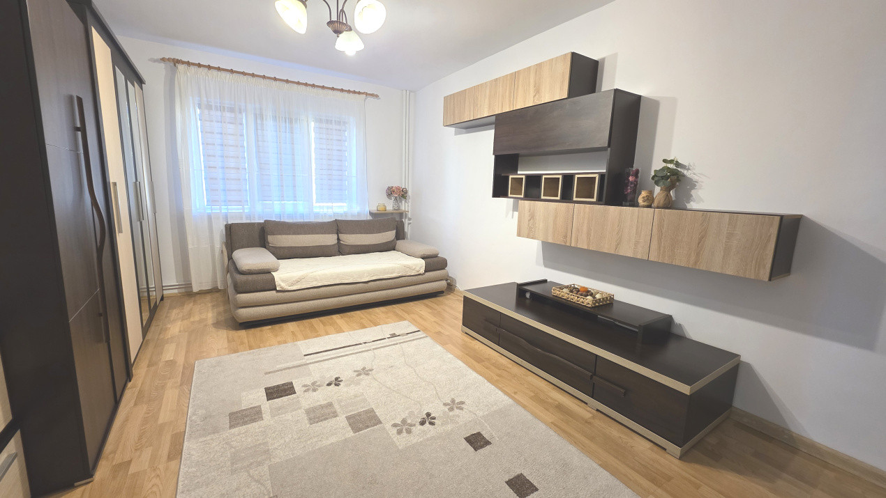 Apartament 2 camere, decomandat, centrala termica, mobilat si utilat