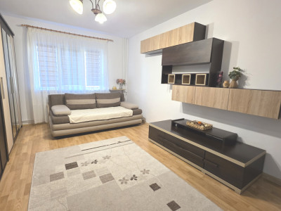 Apartament 2 camere, decomandat, centrala termica, mobilat si utilat