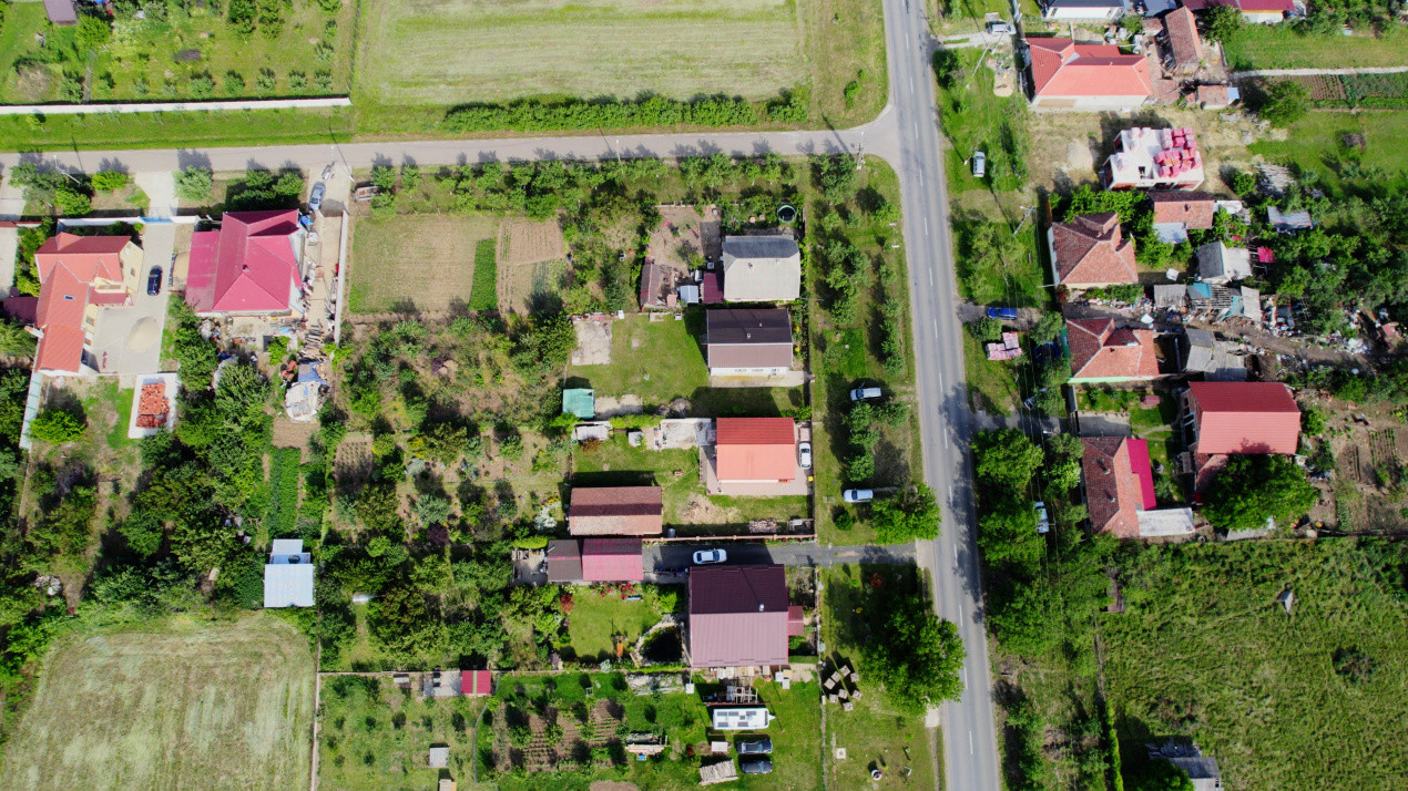Casă spațioasă în Frumușeni, cu teren generos de 1200 mp