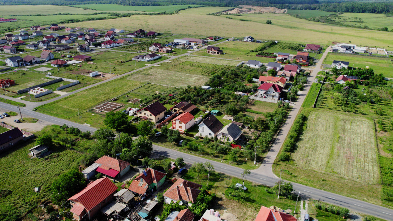 Casă spațioasă în Frumușeni, cu teren generos de 1200 mp