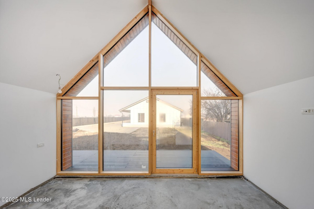 Eco si Modern - Casa de vanzare in Ciofliceni