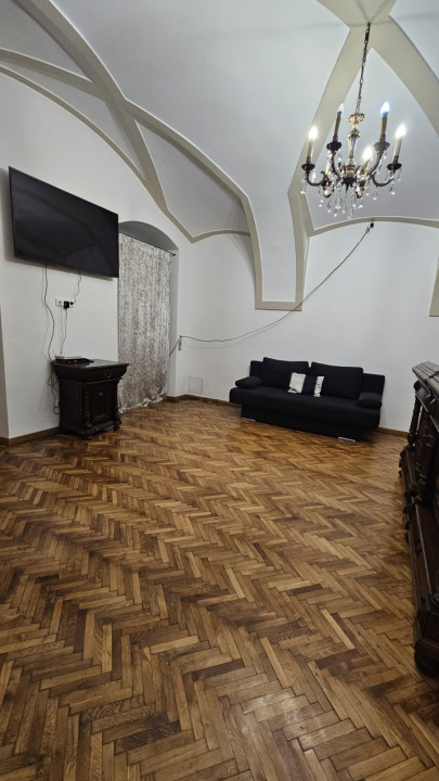 Apartament la casa de inchiriat | Piata Mare | Pretabil regim hotelier 