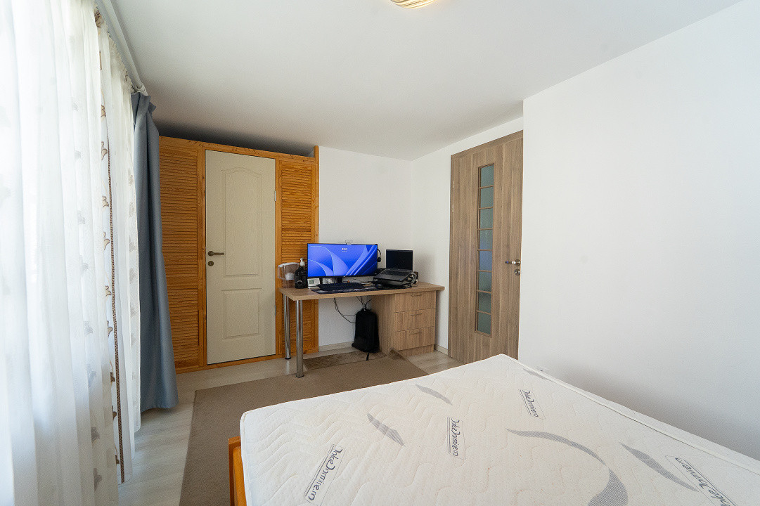 Casă tip triplex – 3 camere, curte, zonă liniștită in cartierul Arhitectilor