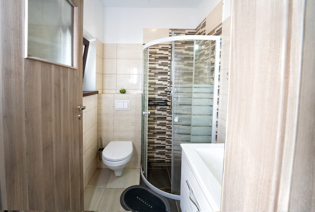 Casă tip triplex – 3 camere, curte, zonă liniștită in cartierul Arhitectilor
