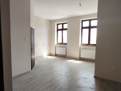 Casa ideala pentru investitie zona centrala