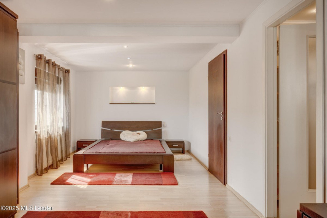 Apartament 3 camere 95 mp in Aviatiei