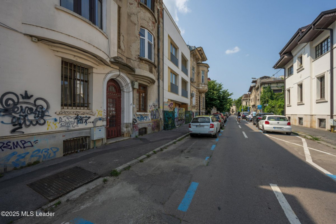 Garsoniera pentru investitie  langa Facultatea de Arte