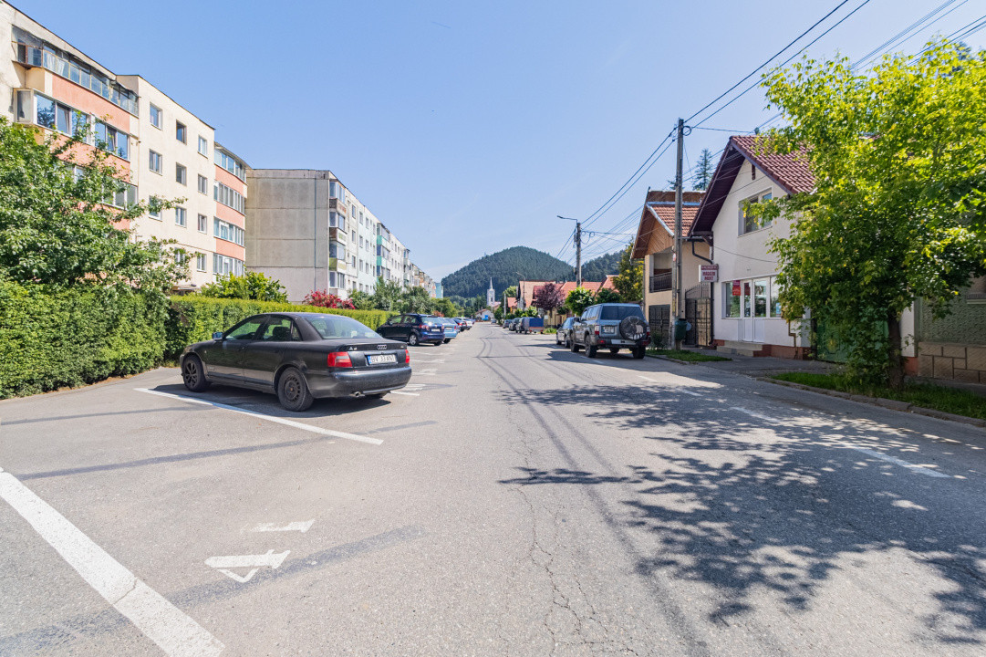 Vanzare casa cu teren generos in Rasnov