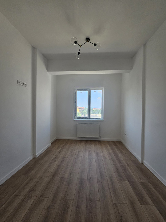 Apartament cu 3 camere - finisat la cheie - Zona Ciresica