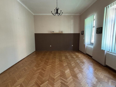 Închiriere apartament 2 camere - 64 mp – Ultracentral 