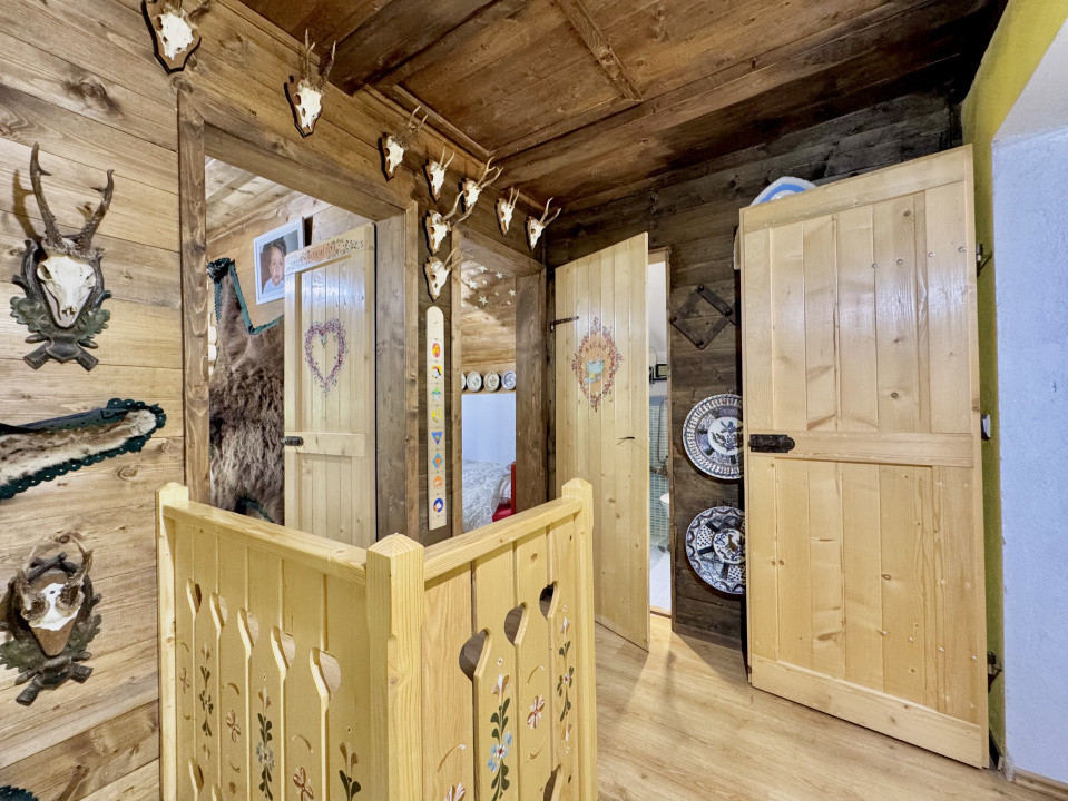 Cabana rustică de vis pe Valea Avrigului – un colț de rai în mijlocul naturii