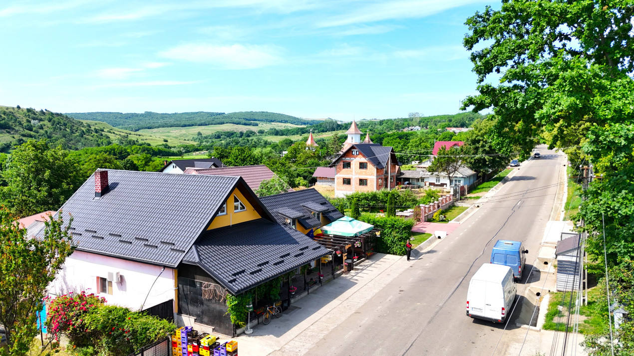 Spatiu Comercial 120 MP Situat Central - Plesesti, Vulturesti, Suceava