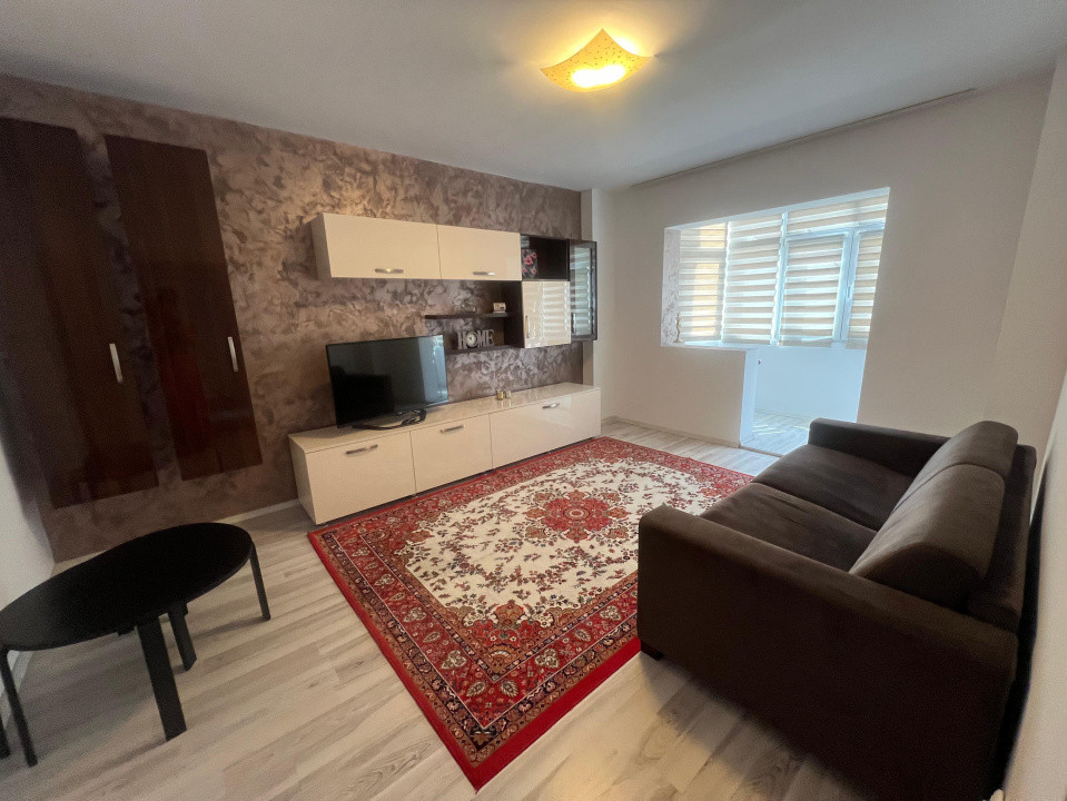 Apartament cu 2 camere de inchiriat - Bulevardul Mihai Viteazul