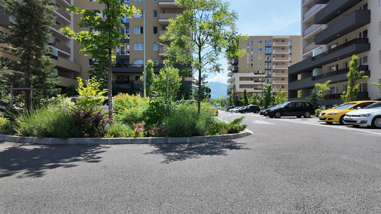 Studio complet mobilat și utilat, Urban Plaza - prima închiriere