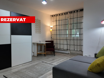 REZERVAT - Garsonieră semidecomandată, mobilată și utilată, strada Soarelui 