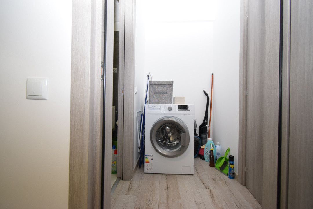 Apartament decomandat, bloc nou, complet mobilat, loc de parcare