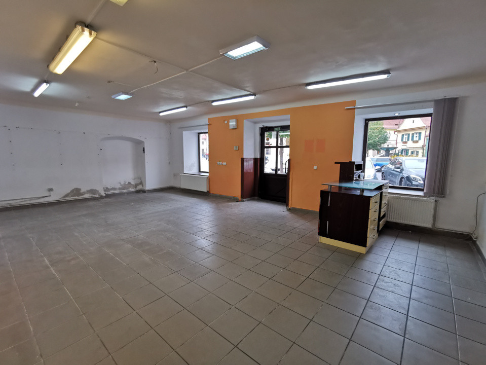 Spațiu comercial, 181mp, Centru Istoric Sibiu, 2 intrări stradale