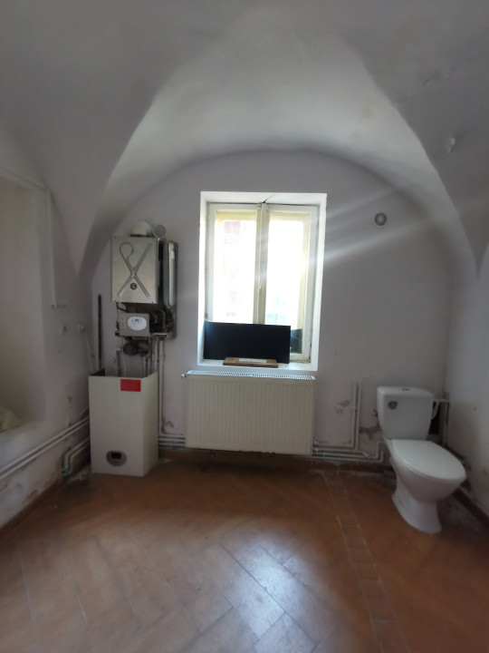 Spațiu comercial, 181mp, Centru Istoric Sibiu, 2 intrări stradale