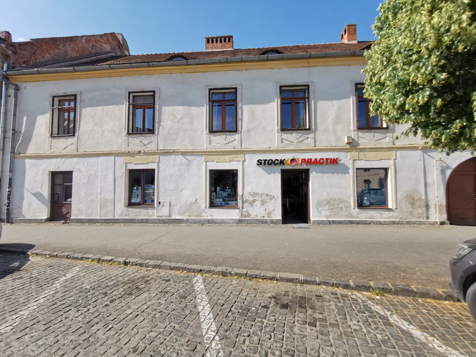 Spațiu comercial, 181mp, Centru Istoric Sibiu, 2 intrări stradale