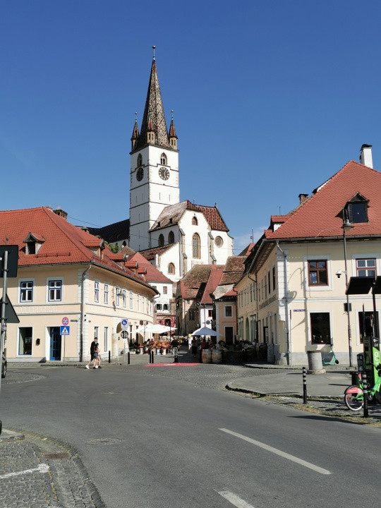 Spațiu comercial, 181mp, Centru Istoric Sibiu, 2 intrări stradale