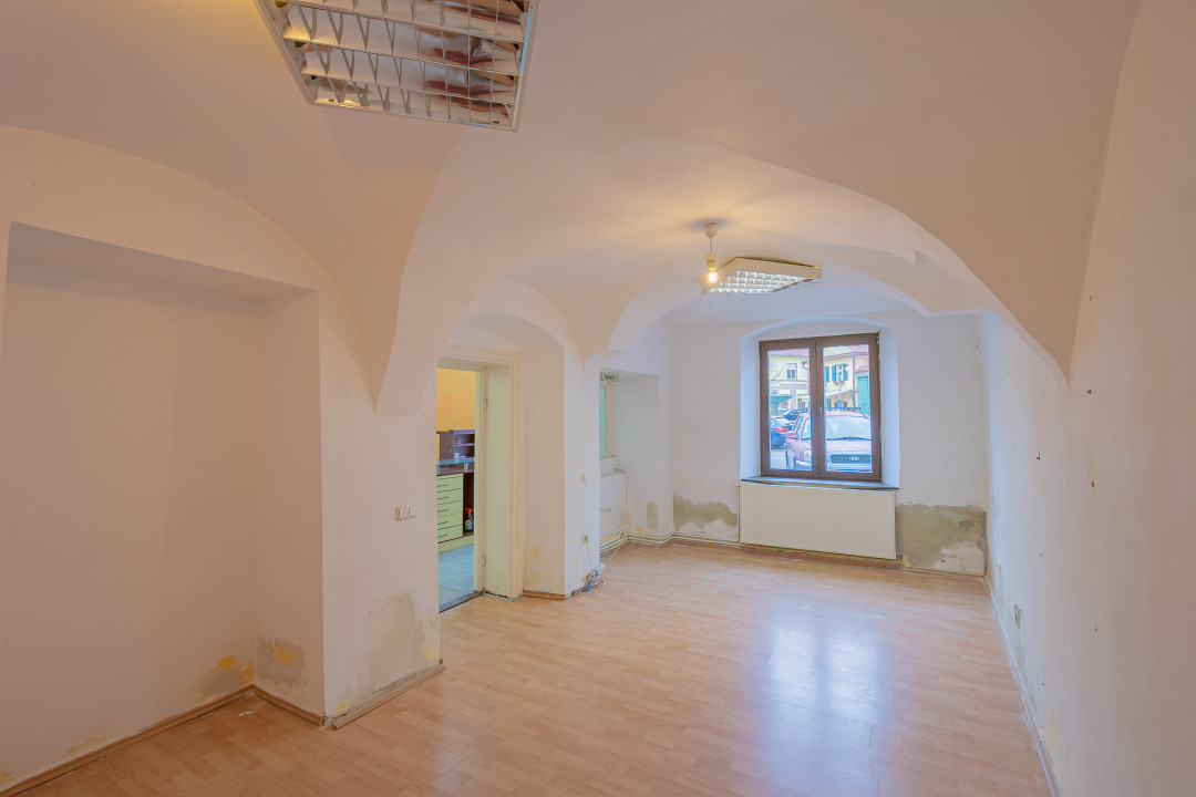 Spațiu comercial, 181mp, Centru Istoric Sibiu, 2 intrări stradale