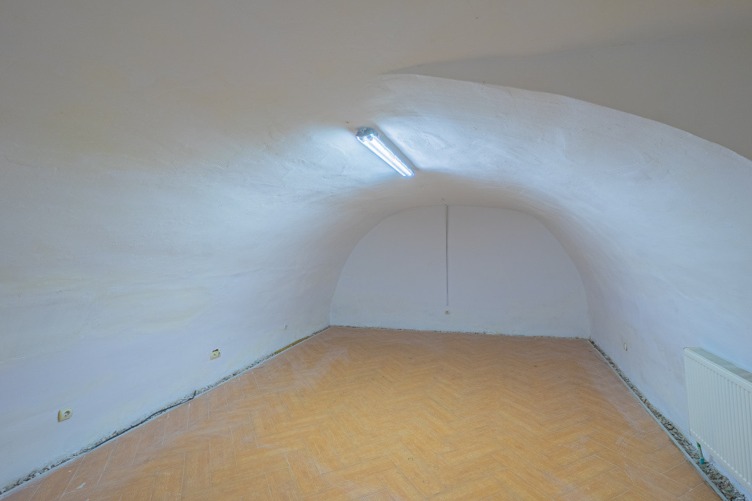 Spațiu comercial, 181mp, Centru Istoric Sibiu, 2 intrări stradale