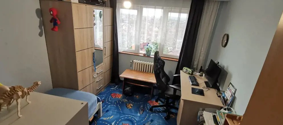 Apartament 3 camere - Vasile Aaron