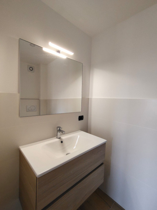 De vânzare – Apartament 3 camere în Făgăraș