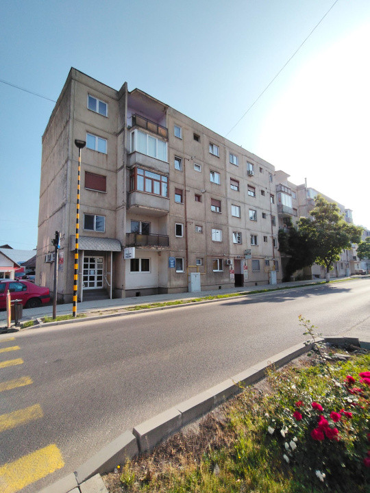 De vânzare – Apartament 3 camere în Făgăraș