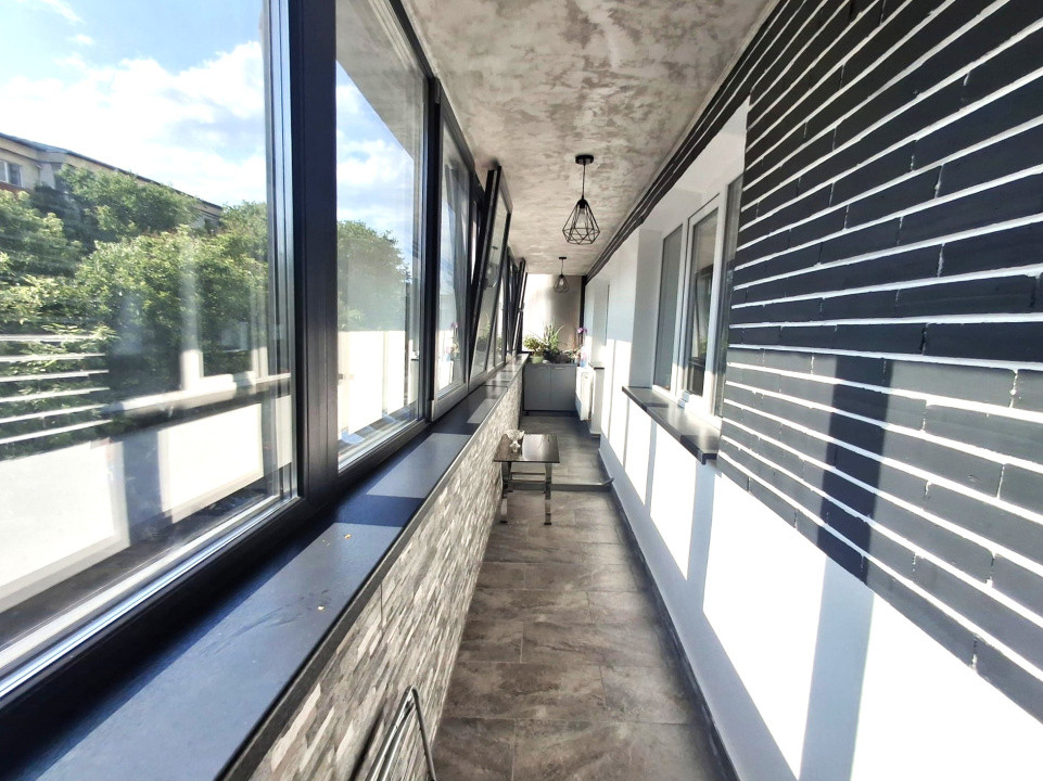 Apartament 1 Mai, 76 mp, et. 1