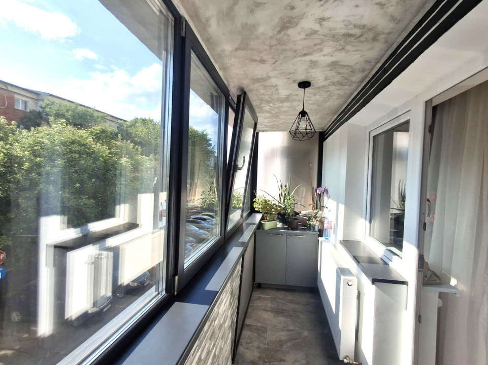Apartament 1 Mai, 76 mp, et. 1