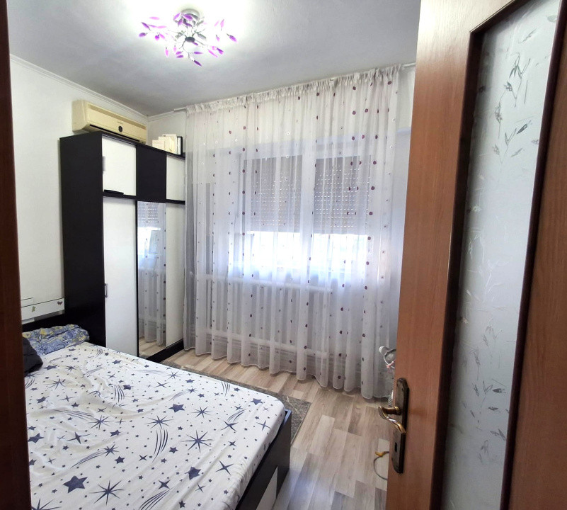 Apartament 1 Mai, 76 mp, et. 1