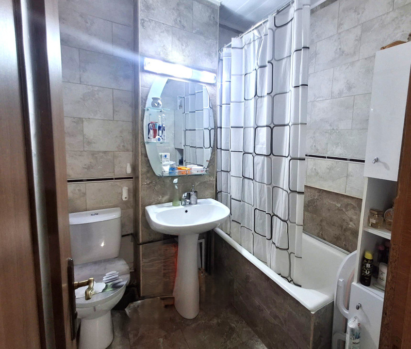 Apartament 1 Mai, 76 mp, et. 1
