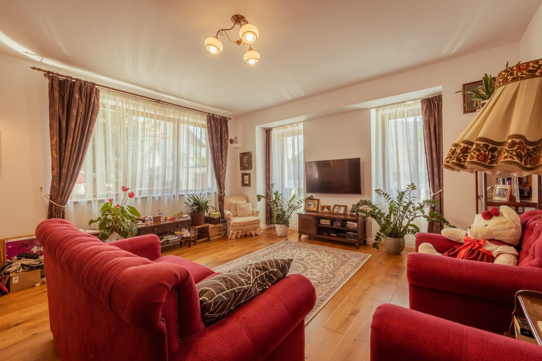 Casa moderna in inima Brasovului, COMISION 0%