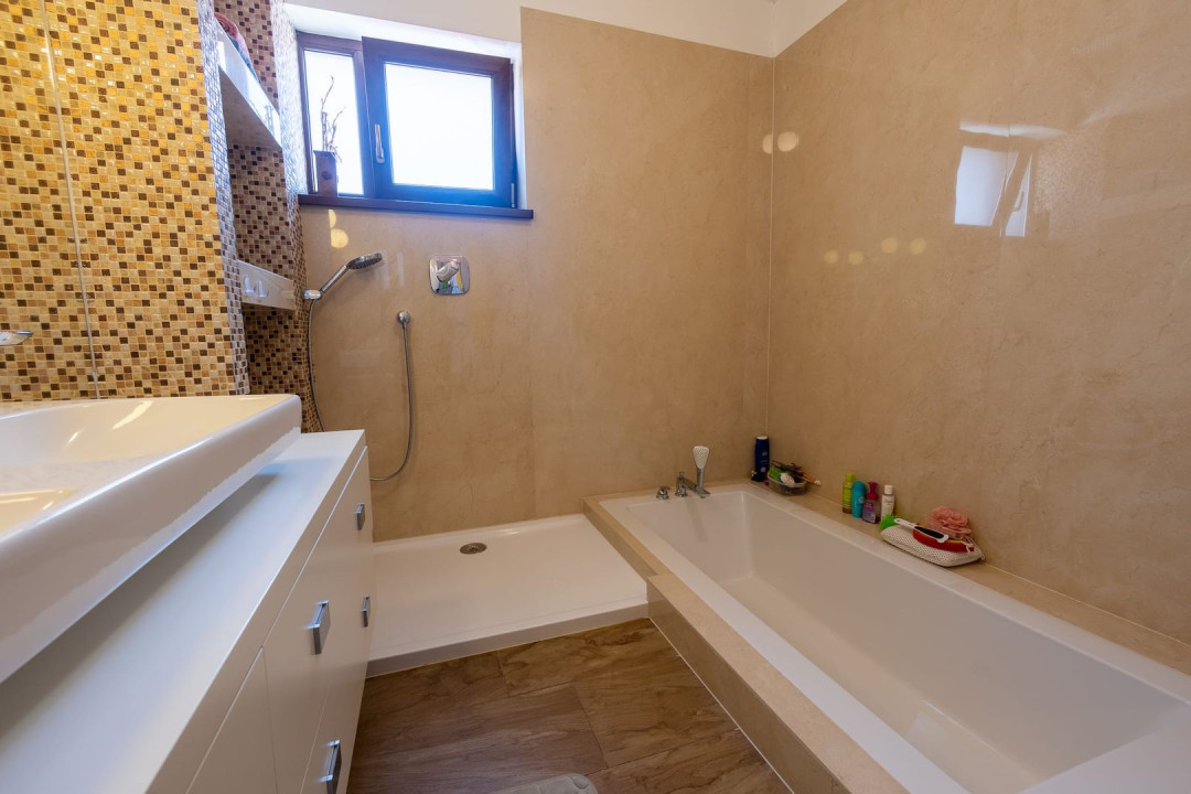 Casa moderna in inima Brasovului, COMISION 0%