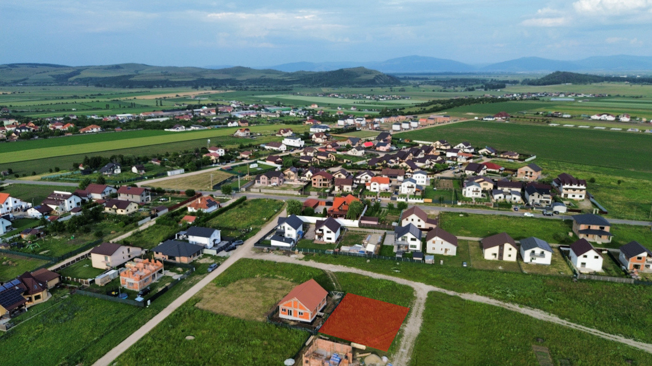 Teren intravilan Bod intrare dinspre Sanpetru