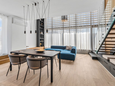 Penthouse cu 4 camere - Urban Plaza 